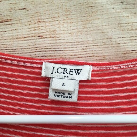 J CREW FACTORY RUFFLE TSHIRT KNIT  DRESS IN RED AND WHITE STRIPES - Picture 5 of 6
